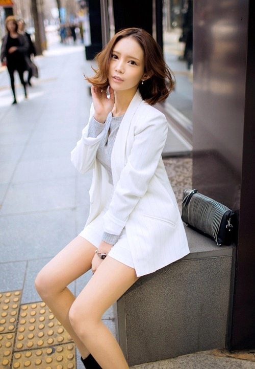 Blazer chiếc áo không chỉ mặc đến công sở