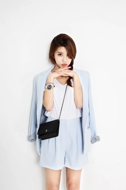 Blazer chiếc áo không chỉ mặc đến công sở