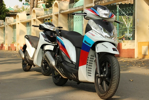  bộ đôi honda sh300i lên dàn áo thể thao 