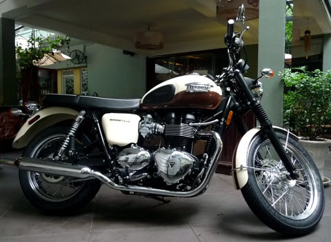  bonneville t100 - cỗ xe hoài cổ của triumph 