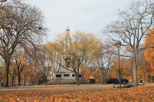 Boston ngập trong sắc vàng ngày cuối thu