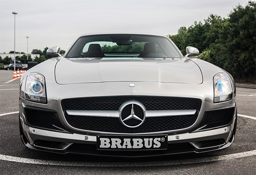  brabus 700 biturbo 