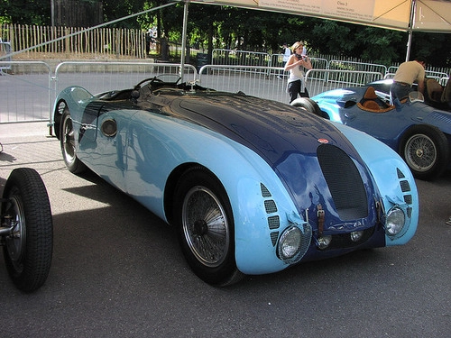  bugatti ra mắt phiên bản veyron đặc biệt 