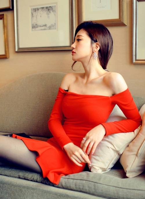 Các kiểu váy đi tiệc mọi cô gái nên có