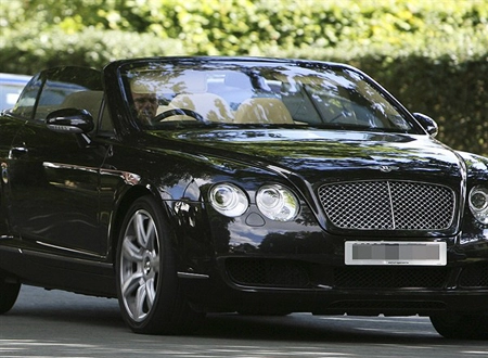  các sao phải lòng bentley continental gtc 