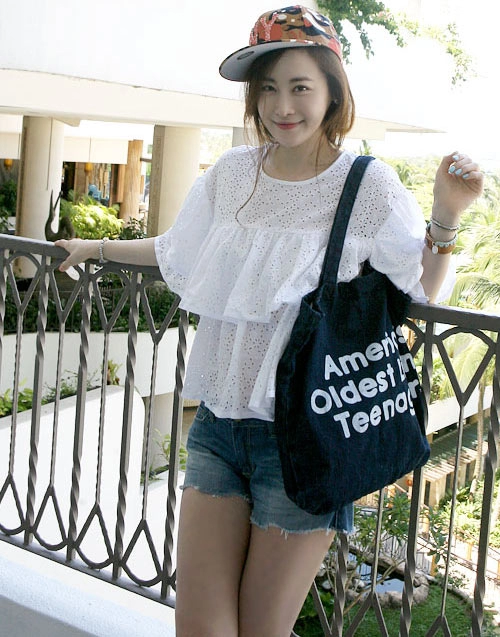 Cách mix hợp mốt cho nàng mê đồ jean
