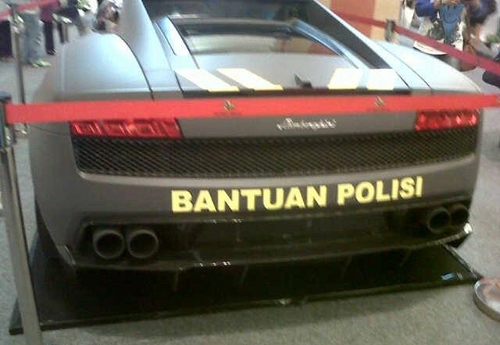  cảnh sát indonesia sắm bộ đôi siêu xe lamborghini 