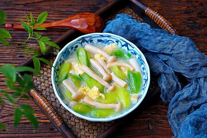 Chán ăn canh mướp với mồng tơi đem nấu cùng thứ này vừa ngon lạ lại bổ