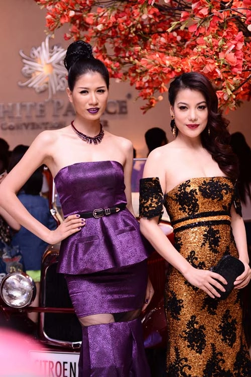 Chân dài nô nức khoe vai trần nuột nà