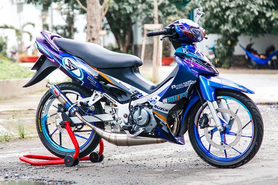 Chiếc satria 120 độ ấn tượng của biker lâm đồng