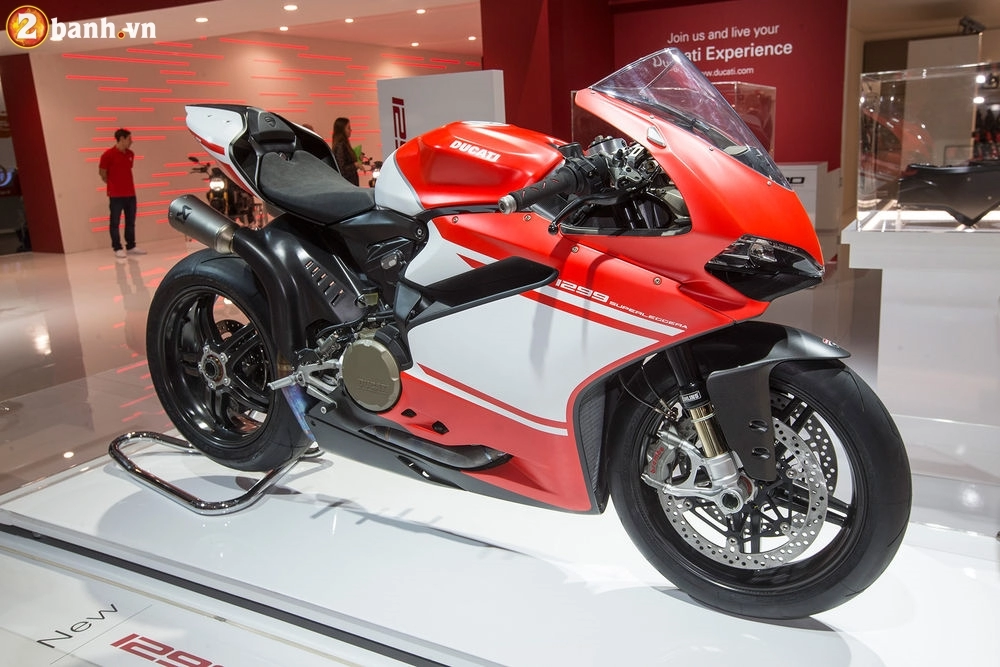 Chiêm ngưỡng cận cảnh ducati 1299 superleggera - chiếc xe mô tô đắt xắt ra miếng