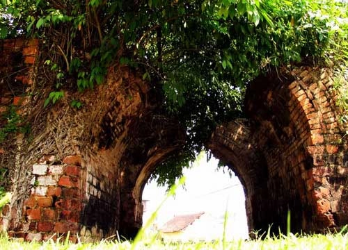 Chinh phục thác mơ bằng thang dây