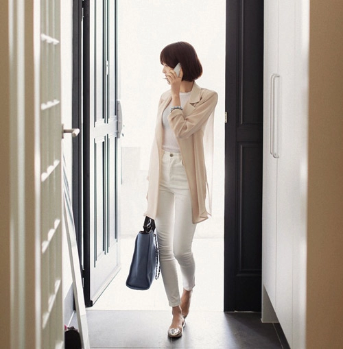 Chọn blazer mùa hè tới công sở