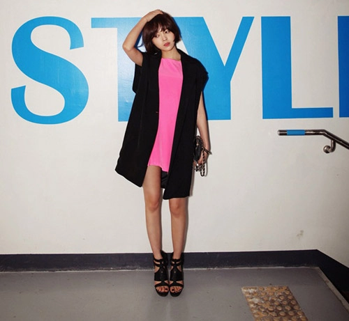 Chọn blazer mùa hè tới công sở