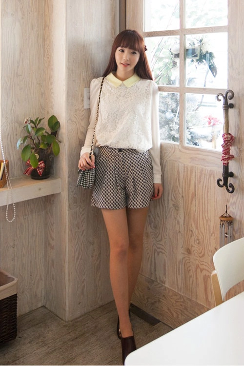 Chọn sơ mi chuẩn cho nữ công sở