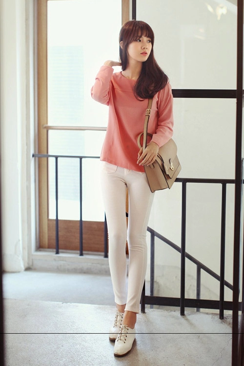 Chọn sơ mi chuẩn cho nữ công sở