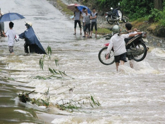 Công điện hỏa tốc ứng phó với cơn bão số 1 mạnh giật cấp 10