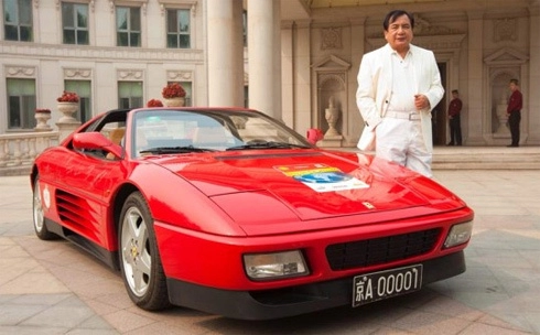  đại gia trung quốc và chiếc ferrari biển độc 