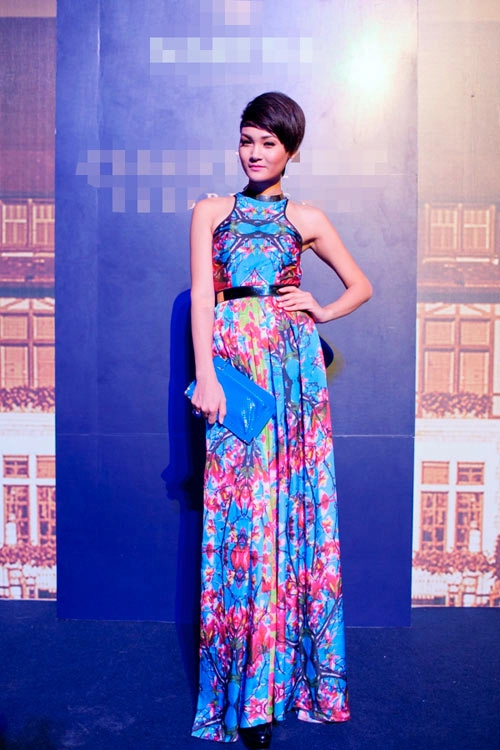 Dàn mẫu top model lộng lẫy dự yến tiệc
