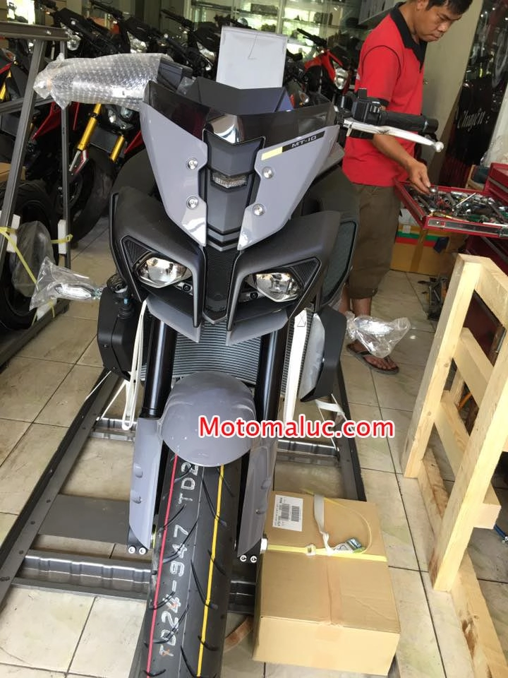 Đập thùng mẫu 2016 châu âu quái vật yamaha mt10 - yamaha mt09 - yamaha mt09 tracer - yamaha xsr900