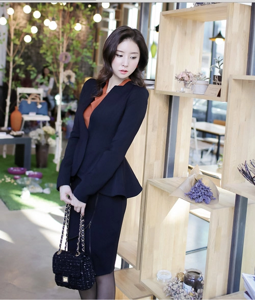 Đâu là kiểu blazer công sở nữ tính nhất