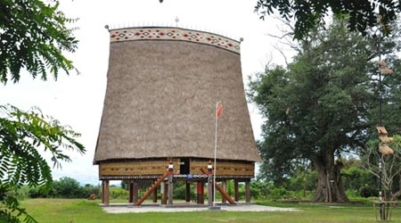 Đến kon tum thăm linh hồn làng bản