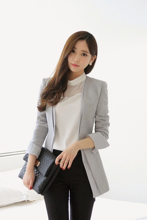 Diện áo vest đẹp tới sở ngày se trời