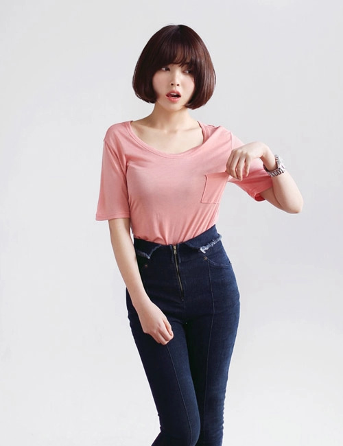 Diện item cạp cao khoe chân dài eo thon