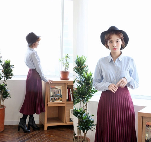 Diện sơ mi duyên dáng và ấm áp ngày đông