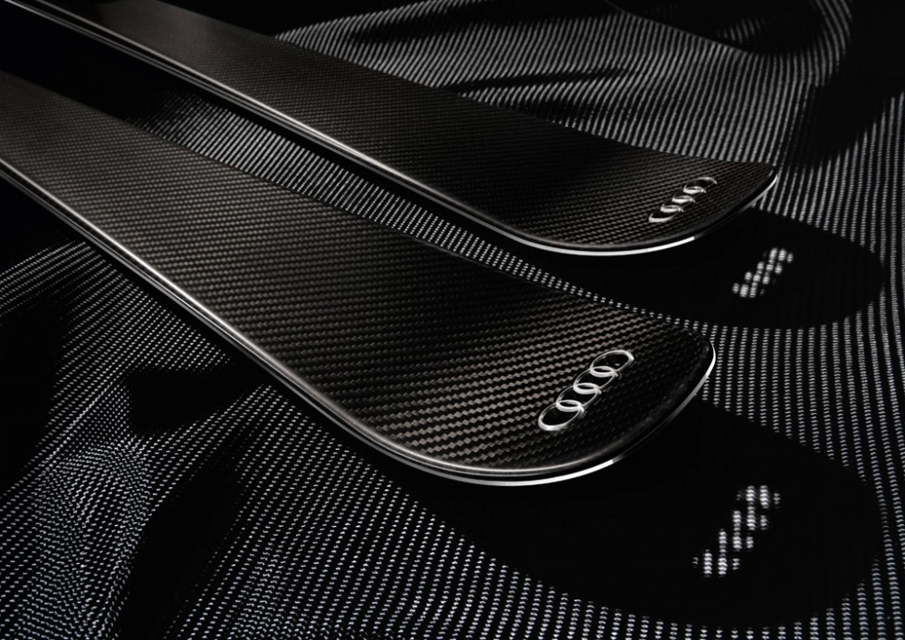 Độ carbon fiber cho xe - sợi carbon và những điều cần biết