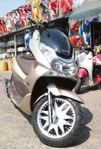  độ honda pcx ở thái lan 