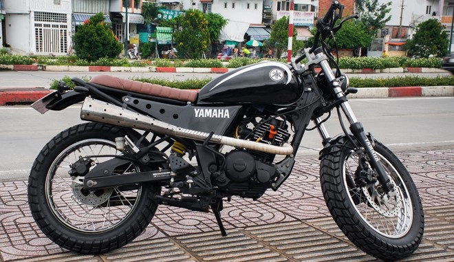 Độ lên chuẩn bài scrambler trong thân xác fz 150