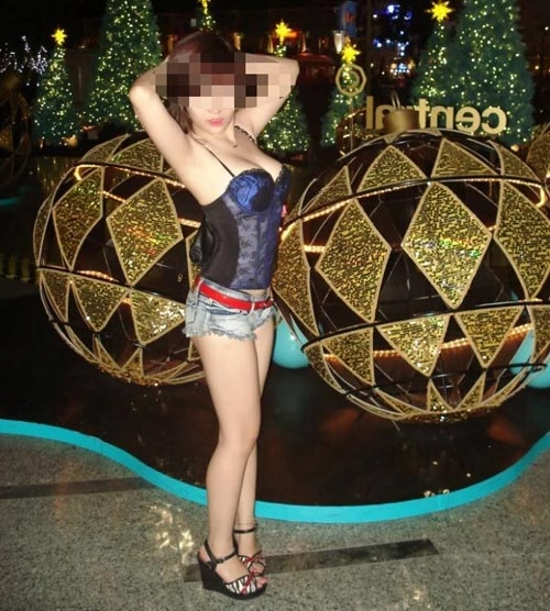 Đồ ngủ tràn lan trên phố việt