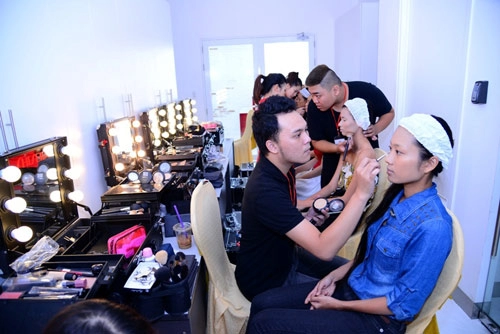 Đột nhập hậu trường next top model