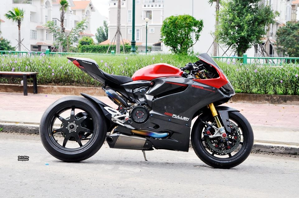 Ducati 1199 panigale hút hồn trong bản độ đắt giá tại việt nam