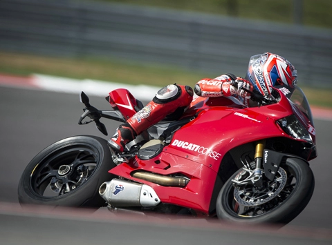  ducati giới thiệu 1199 panigale r 2013 