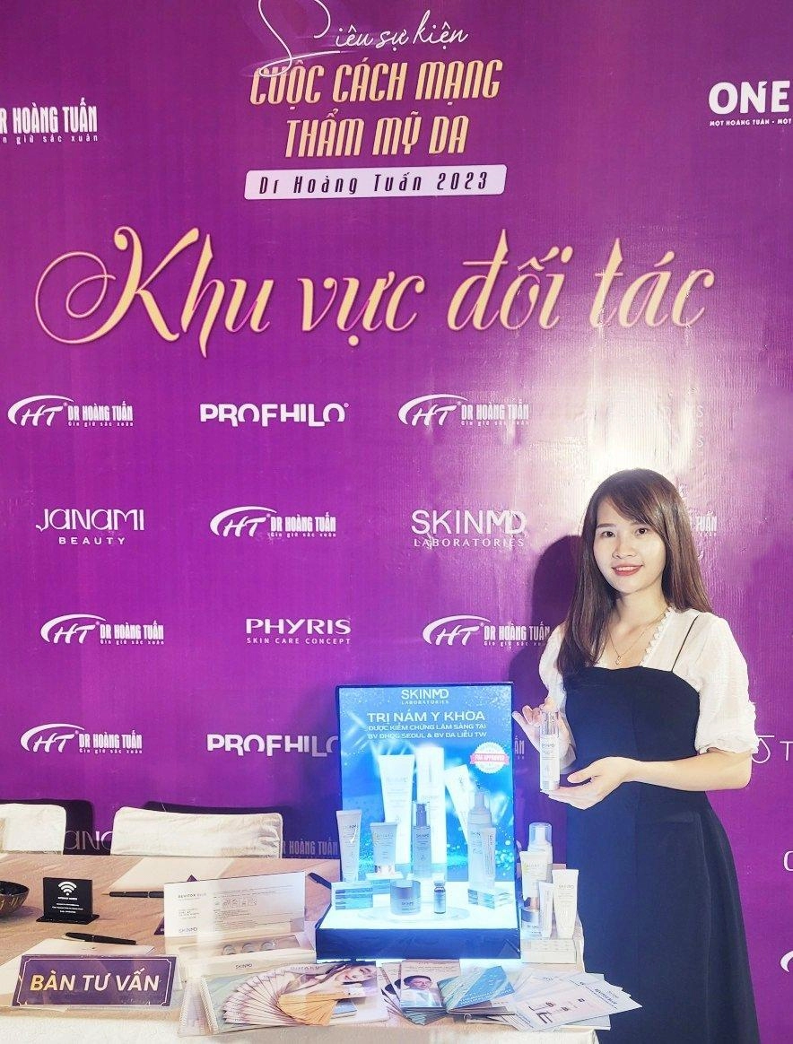 Dược mỹ phẩm skinmd đồng hành gìn giữ sắc xuân cùng thẩm mỹ hoàng tuấn