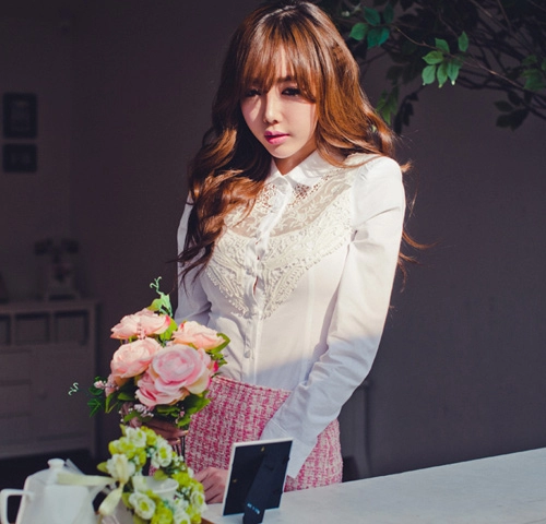 Duyên dáng với sơ mi trắng cách điệu