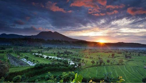 Ghé thăm 10 hòn đảo lãng mạn cho tình nhân