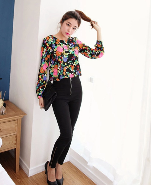 Giấu vòng 1 khiêm tốn với sơ mi không cổ