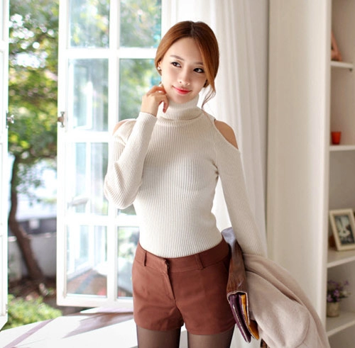 Giúp nàng công sở chọn áo len sành điệu