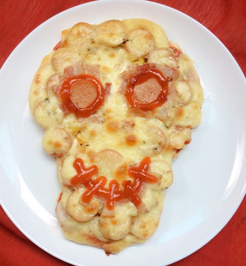 Halloween làm pizza kinh dị nào