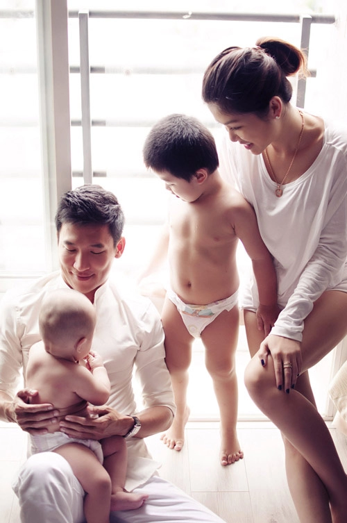 Hoa hậu trải lòng 2 lần làm single mom vì yêu đại gia có vợ