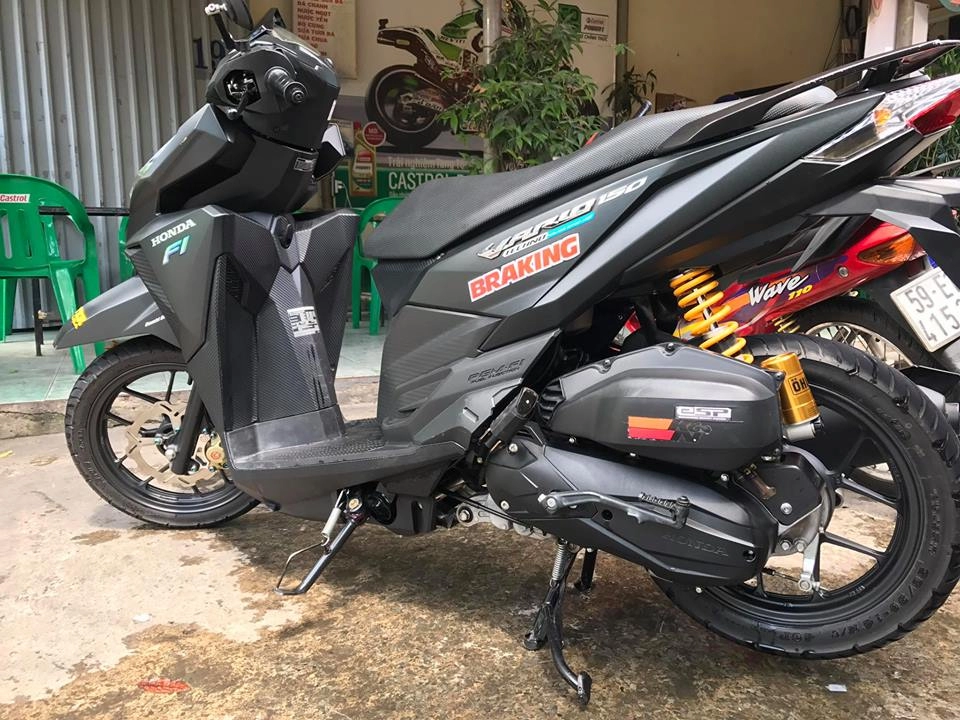 Honda vario đen tuyền thể thao