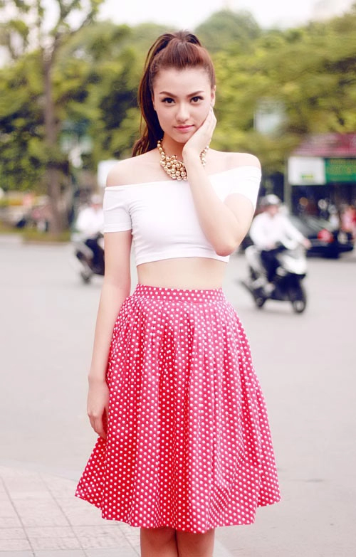 Hồng quế say mê khoe eo 60cm