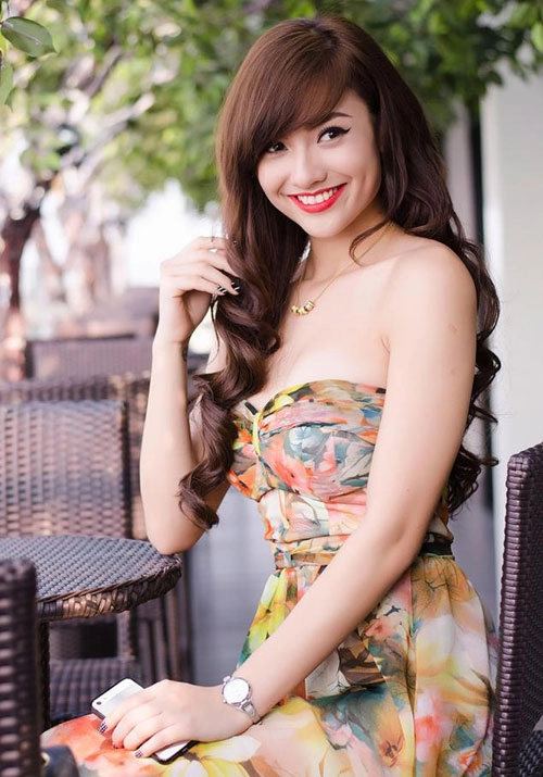 Hồng quế trở lại sau 1 tháng xa vbiz