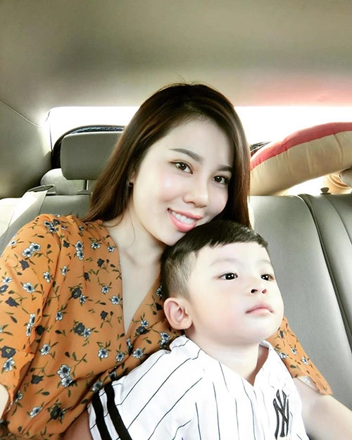 Hotmom 9x quyết lột xác vì không phải cứ hi sinh thanh xuân mới là mẹ tốt