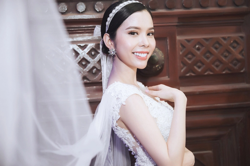 Huỳnh vy hóa cô dâu xinh đẹp với xu hướng váy cưới hot nhất