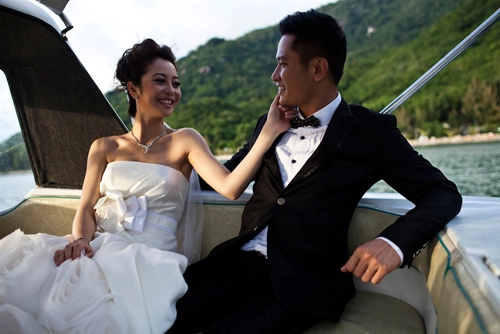 Jennifer phạm đã hạ sinh công chúa