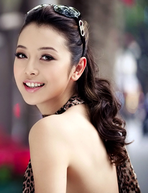 Jennifer phạm ứng cử đại sứ du lịch